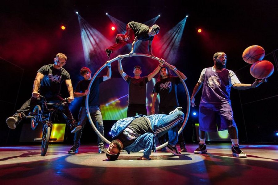 A fan-favourite street party and supercharged urban circus headline autumn holidays at Arts Centre Melbourne